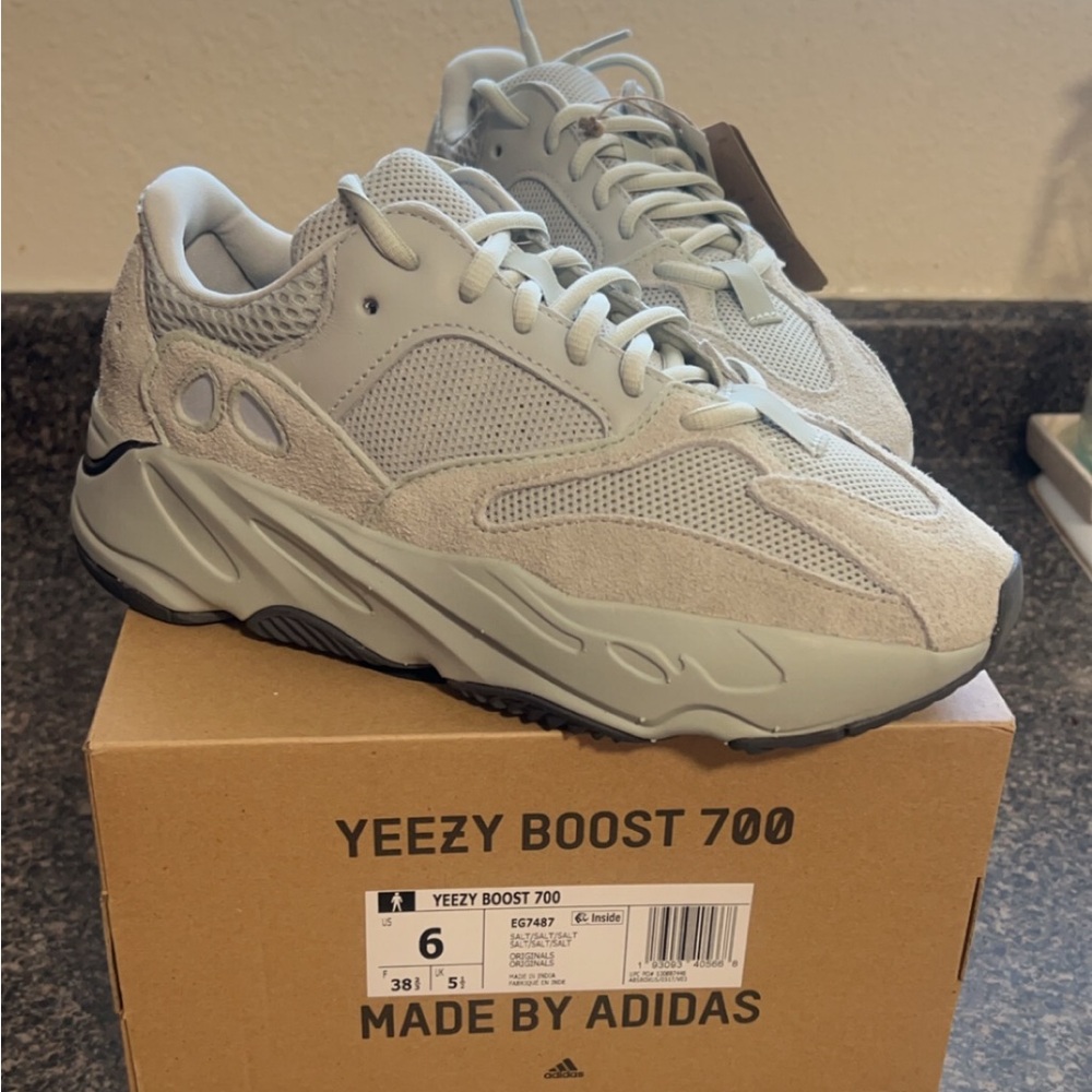Original brand new yeezy boost 700